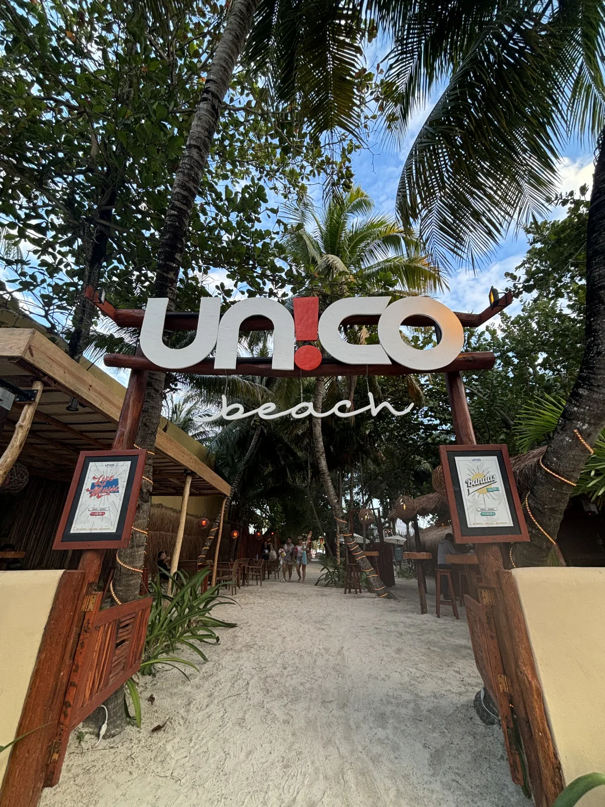 Único