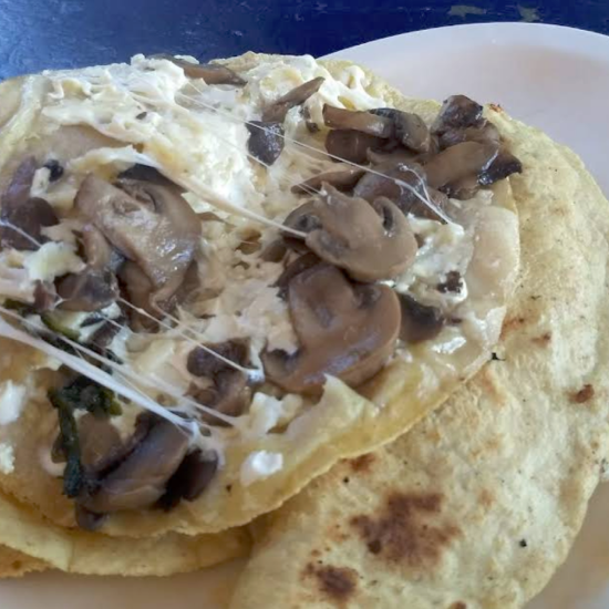 Quesadillas de la Colonia